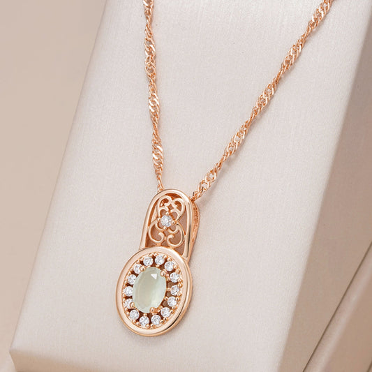 Elegante Grüne Kristallkette in Gold