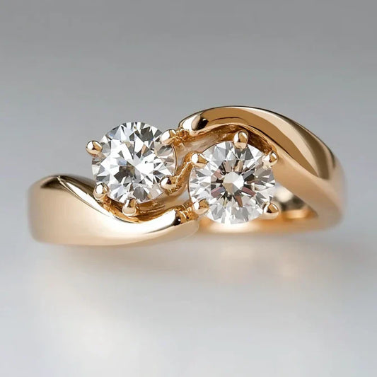 Gewellter Goldring mit Zirkonia